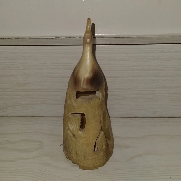 Vintage Hand-Carved Peacock Figurine - Made From Water Buffalo Horn - Picture 2 of 5
